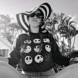 Meet your Posher, Aurora